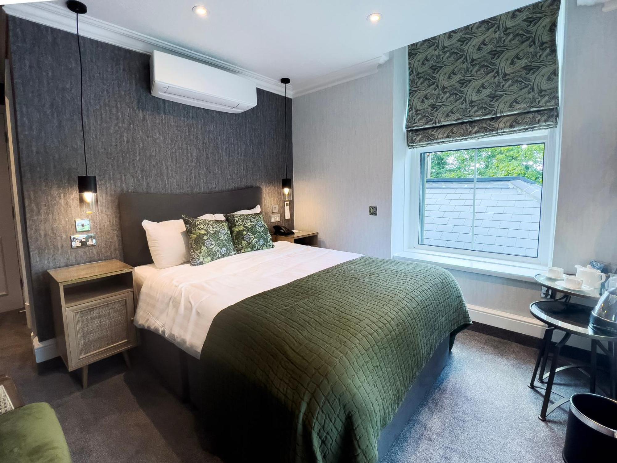 Cosy Double Room,643829463:JPEG